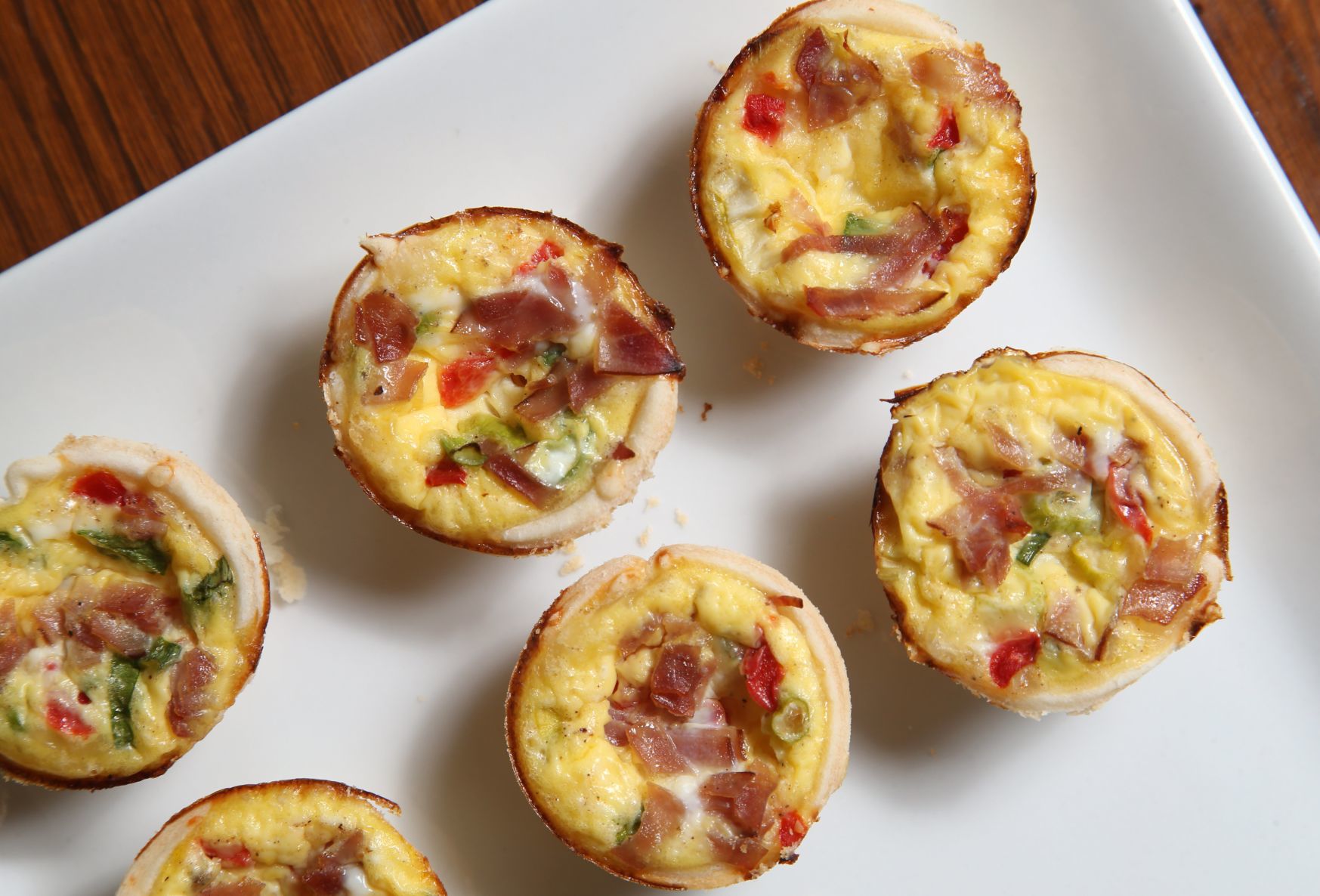 MINI QUICHES